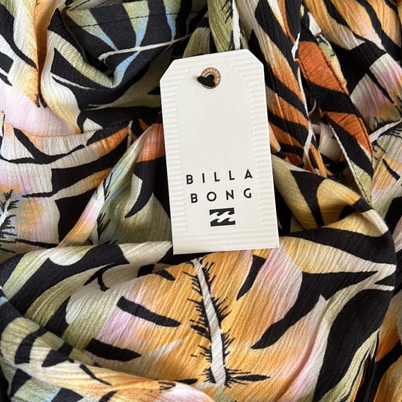 🆕 Billabong Romance Mini Dress - Picture 15 of 15